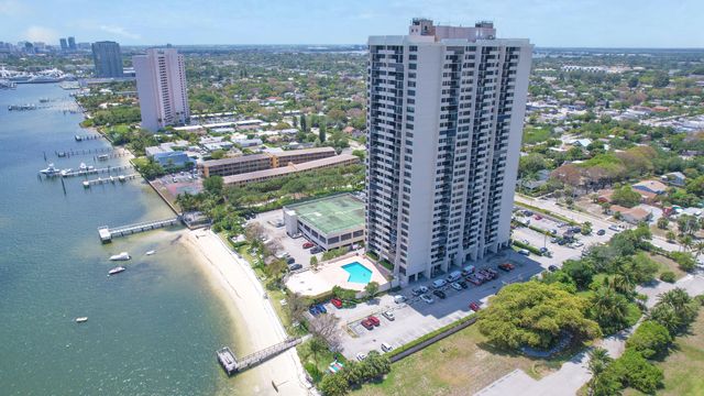 5600 N Flagler Drive 904, West Palm Beach, FL 33407