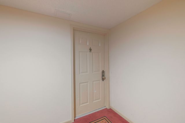 5600 N Flagler Drive 904, West Palm Beach, FL 33407