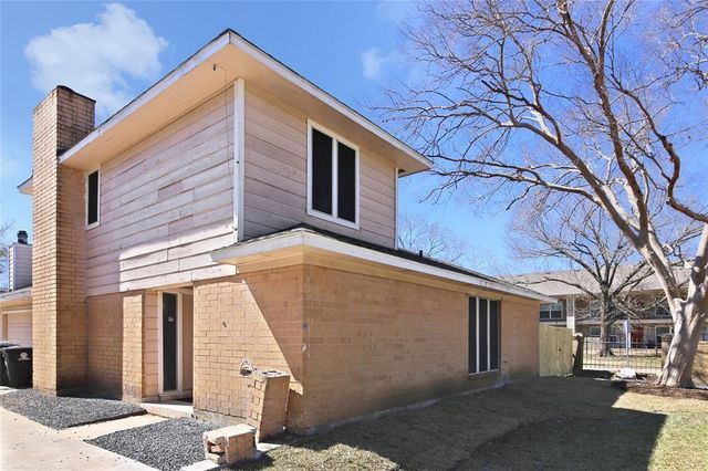 10839 Sugar Hill Drive A, Houston, TX 77042