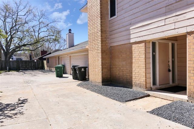10839 Sugar Hill Drive A, Houston, TX 77042
