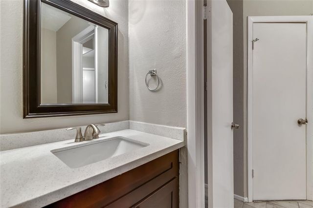 10839 Sugar Hill Drive A, Houston, TX 77042