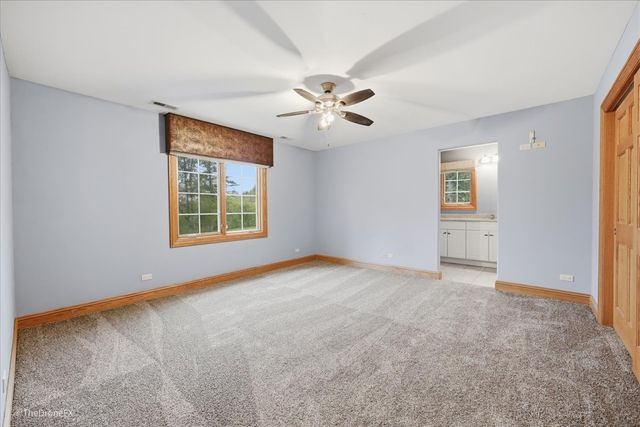 540 N Columbine Avenue, Lombard, IL 60148