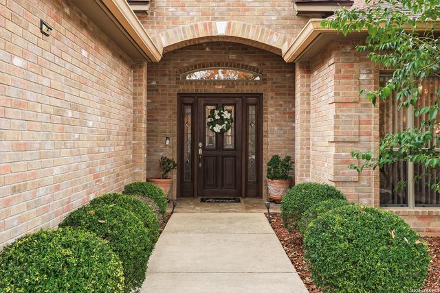 7 Greens Shadow, San Antonio, TX 78216
