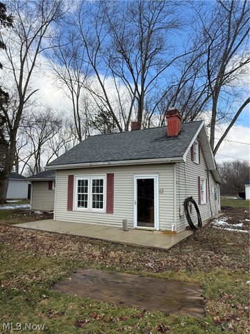 1262 Churchill Road, Youngstown, OH 44505