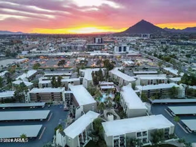 7625 E CAMELBACK Road B228, Scottsdale, AZ 85251