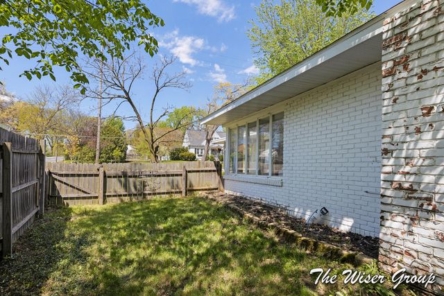 1742 Boston Street Se, City Of Grand Rapids, MI 49506