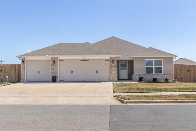 2820 Gorman Street, Pea Ridge, AR 72751