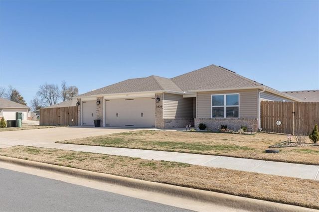 2820 Gorman Street, Pea Ridge, AR 72751