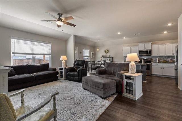 2820 Gorman Street, Pea Ridge, AR 72751