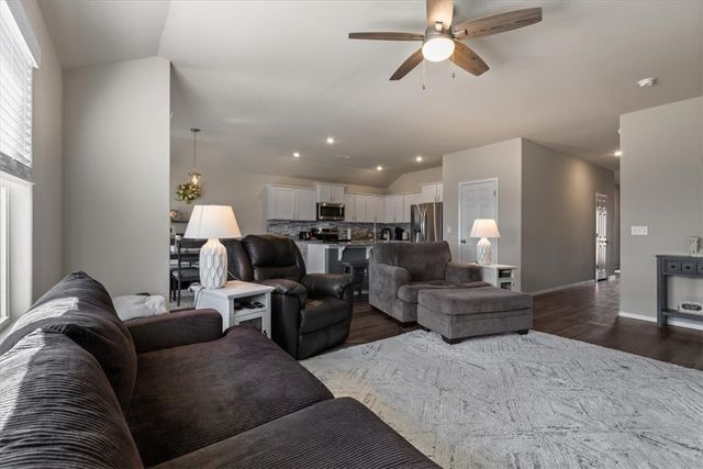 2820 Gorman Street, Pea Ridge, AR 72751