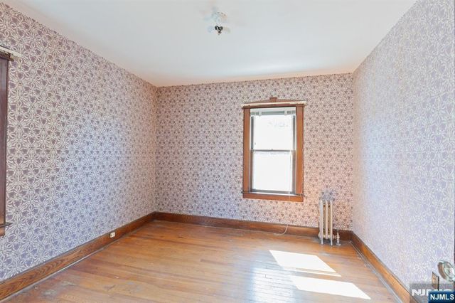 29 Luddington Avenue, Clifton, NJ 07011
