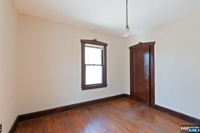 29 Luddington Avenue, Clifton, NJ 07011
