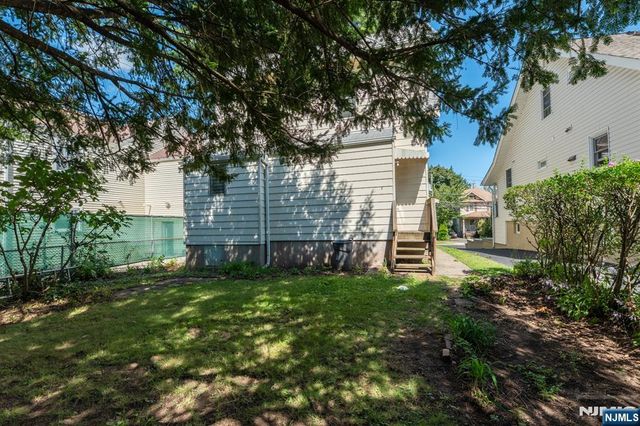 29 Luddington Avenue, Clifton, NJ 07011