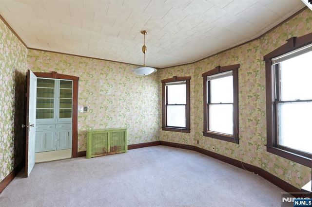 29 Luddington Avenue, Clifton, NJ 07011