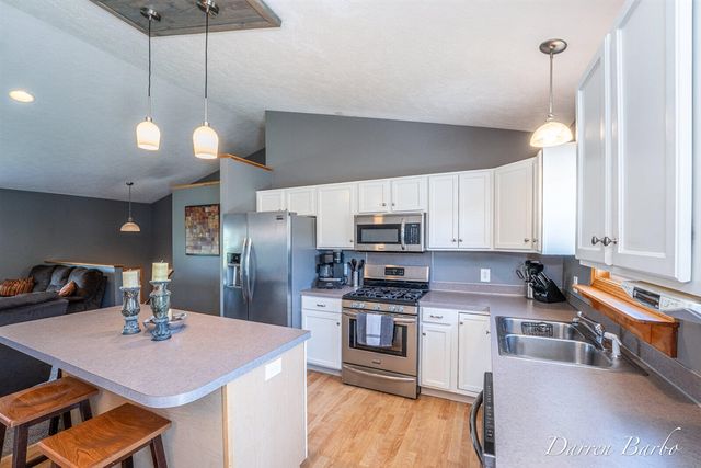 7904 Westside Drive, Hudsonville, MI 49426