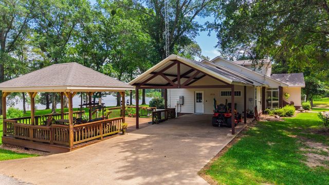 1185 Rs County Road 3503, Emory, TX 75440