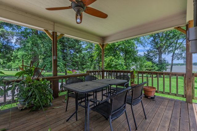 1185 Rs County Road 3503, Emory, TX 75440