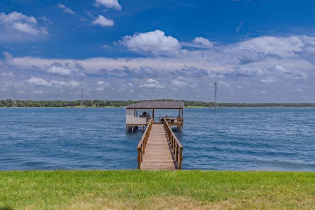 1185 Rs County Road 3503, Emory, TX 75440