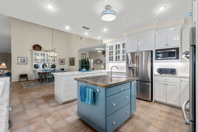 1185 Rs County Road 3503, Emory, TX 75440