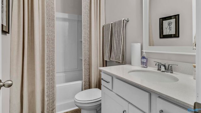 388 Sandy Oak Drive, Harvest, AL 35749