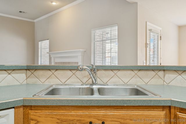 9919 E 123rd Street S, Bixby, OK 74008