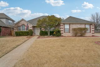 9919 E 123rd Street S, Bixby, OK 74008