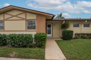 2832 W Crosley Drive E, West Palm Beach, FL 33415