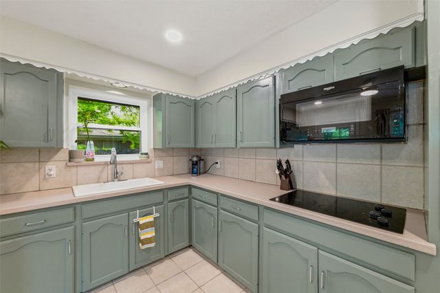 514 Huntingdon Court, Irving, TX 75061