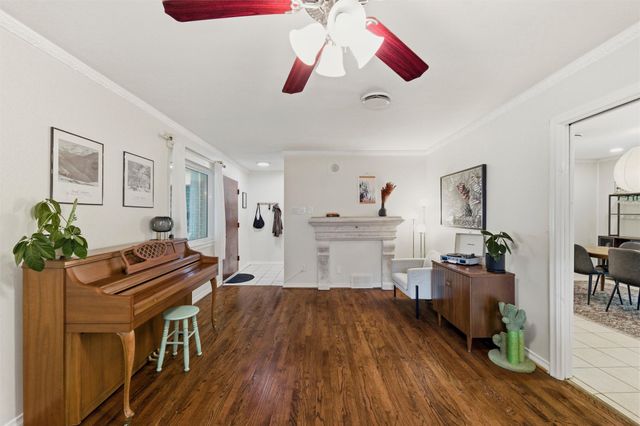 514 Huntingdon Court, Irving, TX 75061