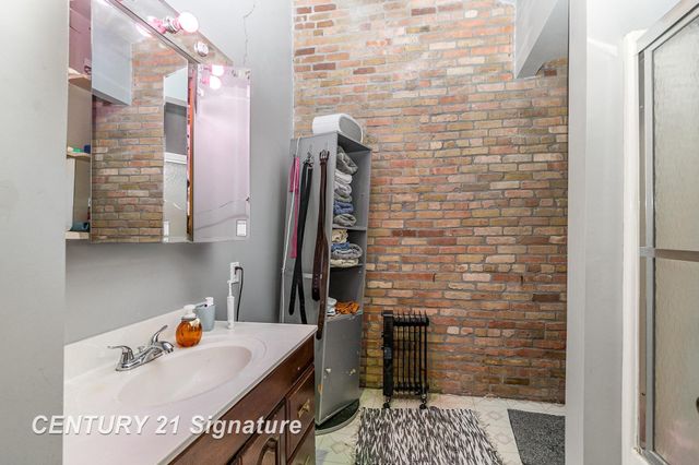 703 E Midland Street, Bay City, MI 48708