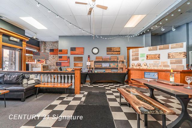 703 E Midland Street, Bay City, MI 48708