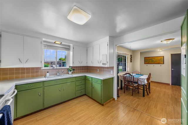 21711 Sterling Drive, Sedro Woolley, WA 98284