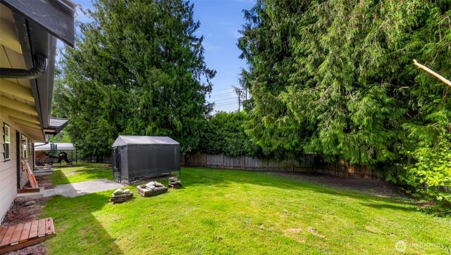 21711 Sterling Drive, Sedro Woolley, WA 98284
