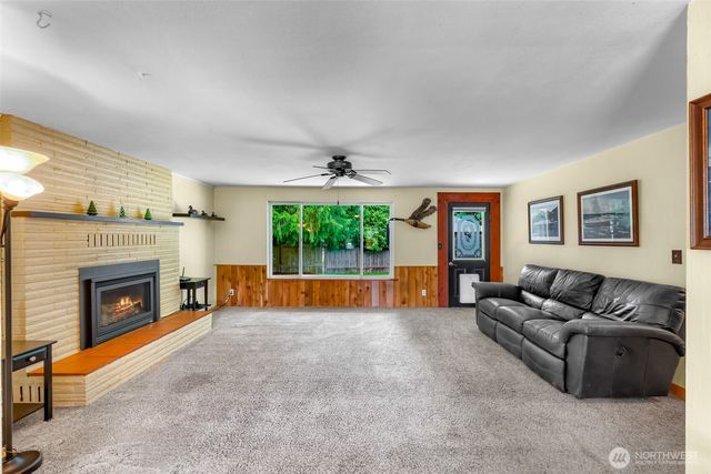 21711 Sterling Drive, Sedro Woolley, WA 98284