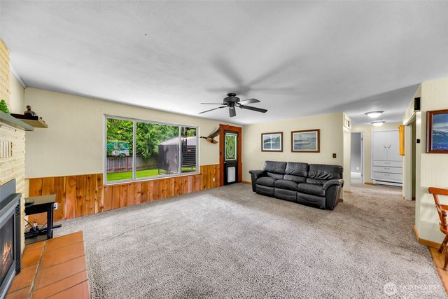 21711 Sterling Drive, Sedro Woolley, WA 98284