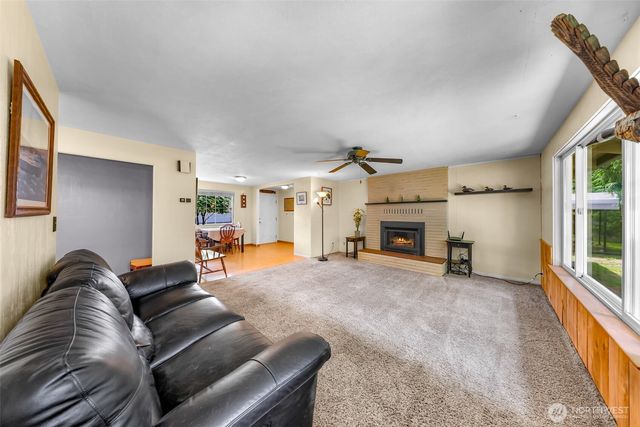 21711 Sterling Drive, Sedro Woolley, WA 98284