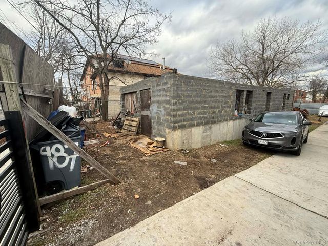 983 Crescent Street, Brooklyn, NY 11208