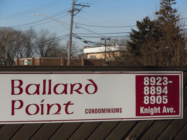 8905 Knight Avenue 101, Des Plaines, IL 60016