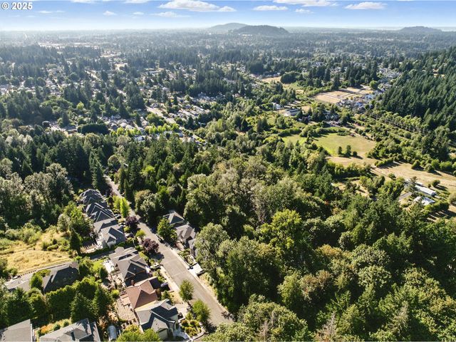 14745 Se DUKE St, Portland, OR 97236