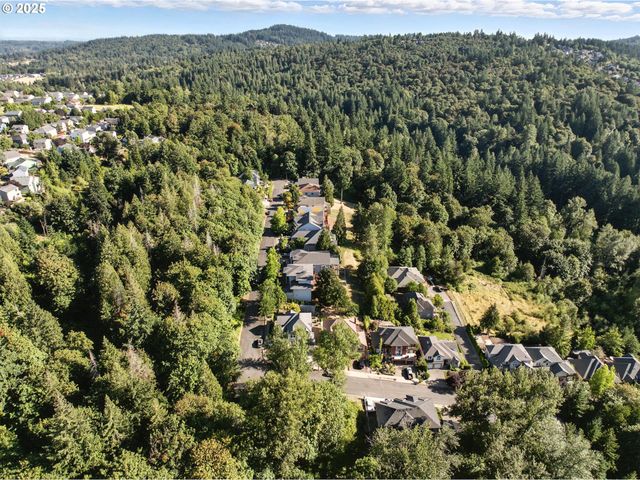 14745 Se DUKE St, Portland, OR 97236