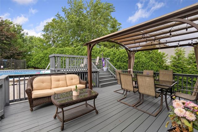 1282 Centennial Drive, Ontario, NY 14519