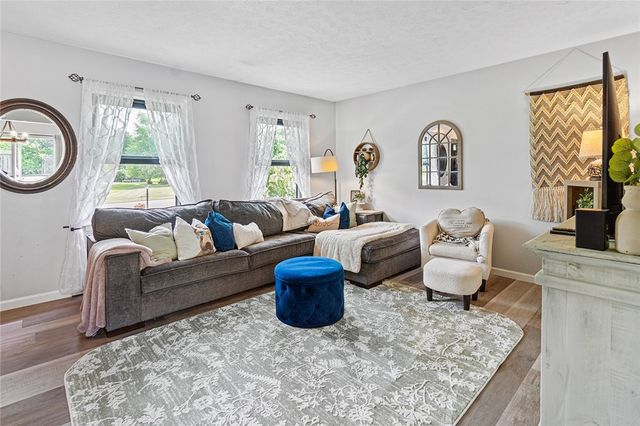1282 Centennial Drive, Ontario, NY 14519