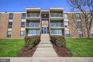 7975 RIGGS RD #4, Hyattsville, MD 20783