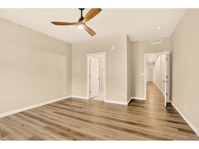 330 High Point Dr B-105, Longmont, CO 80504