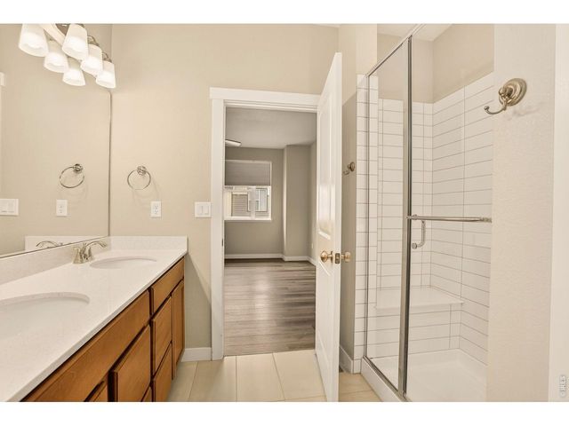 330 High Point Dr B-105, Longmont, CO 80504