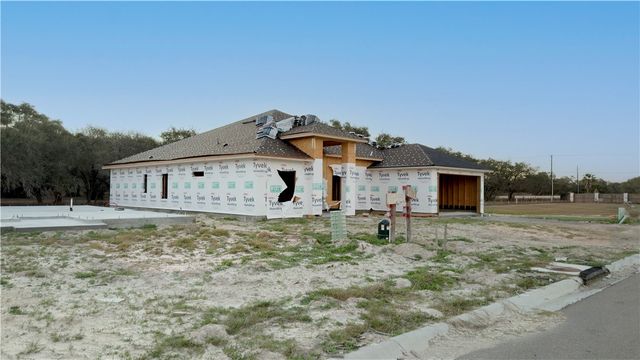 110 Haven Woods Dr, Rockport, TX 78382