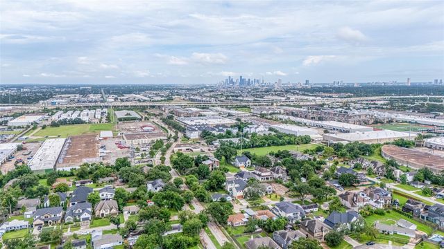 6525 Wharton Street, Houston, TX 77055