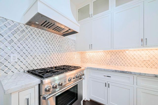 6525 Wharton Street, Houston, TX 77055