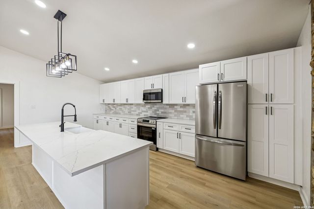 726 CORONET ST, San Antonio, TX 78216