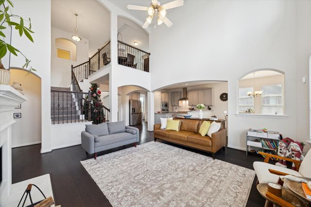 2423 Flowering Brook Lane, Sugar Land, TX 77479